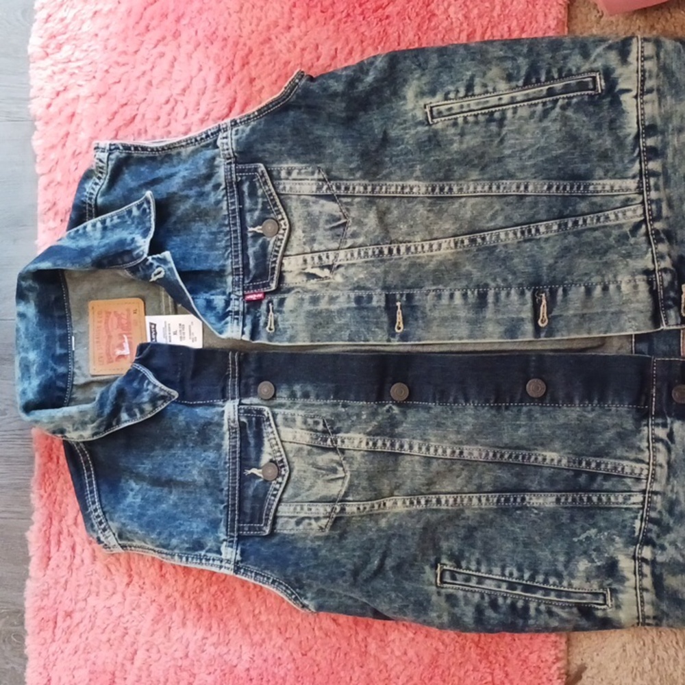Boys Levi's Vest